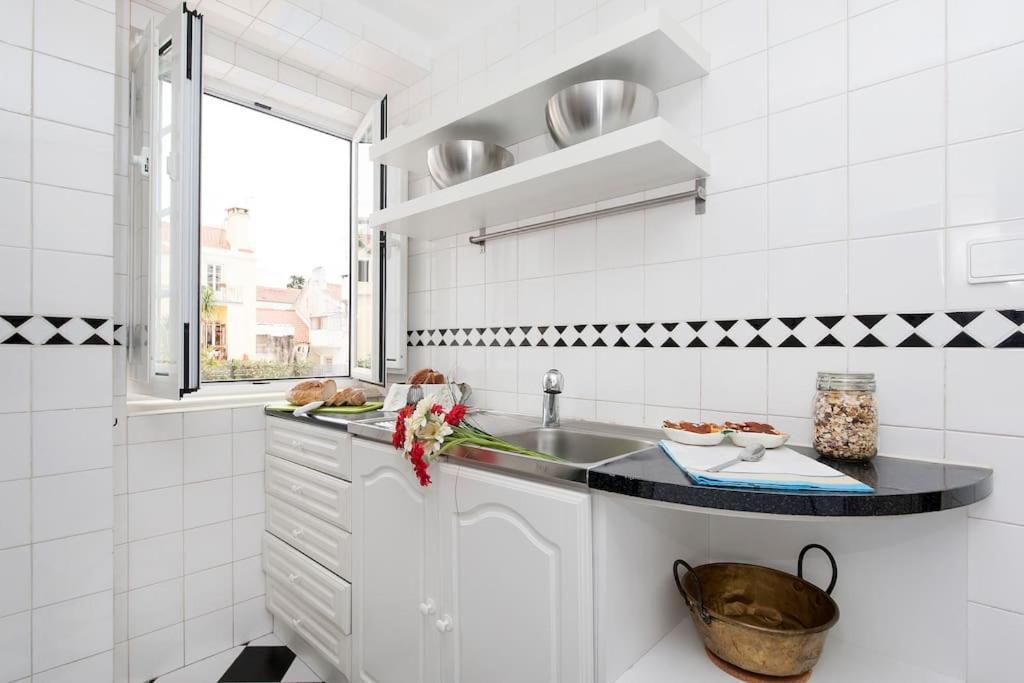 ליסבון Charming 2 Bedroom Apartment Avenida Da Liberdade מראה חיצוני תמונה