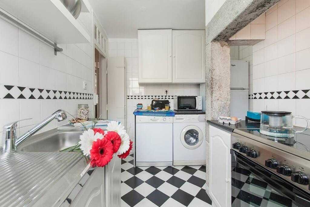 ליסבון Charming 2 Bedroom Apartment Avenida Da Liberdade מראה חיצוני תמונה